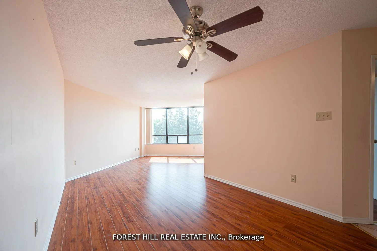 Additional image 8 of 7440 Bathurst Street 308