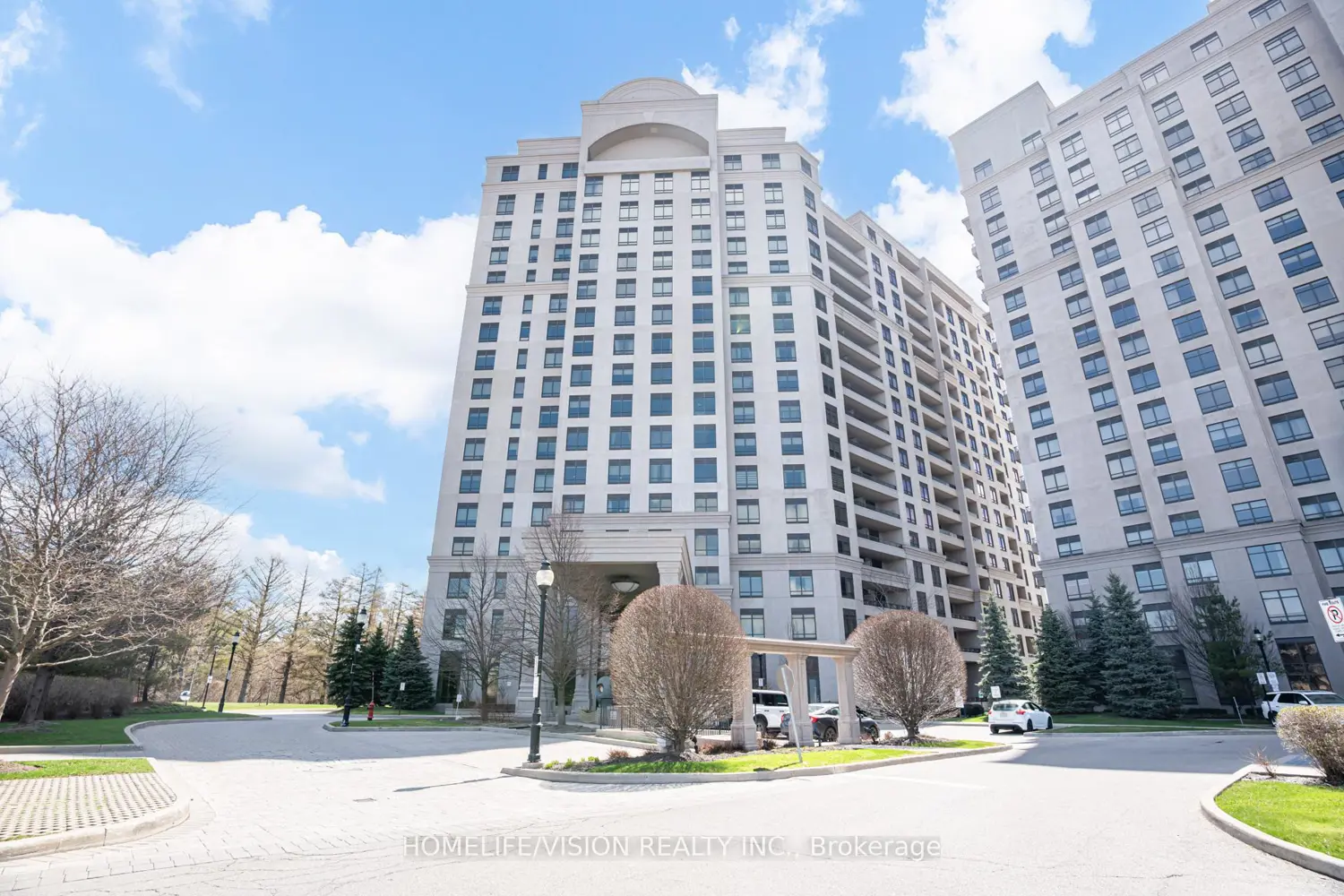 9255 Jane Street 615 photo 2