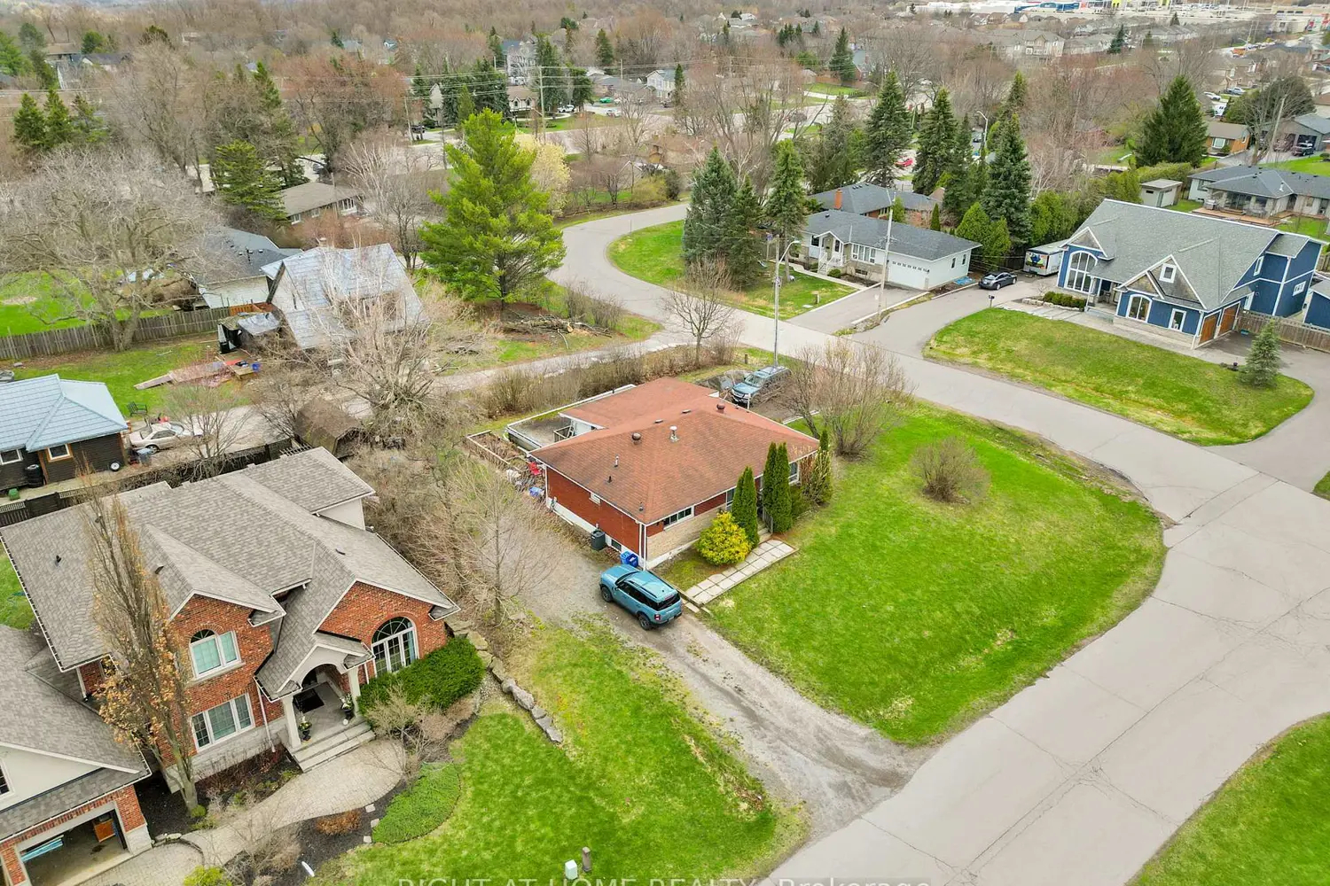 Additional image 13 of 13 Mcdonald Court