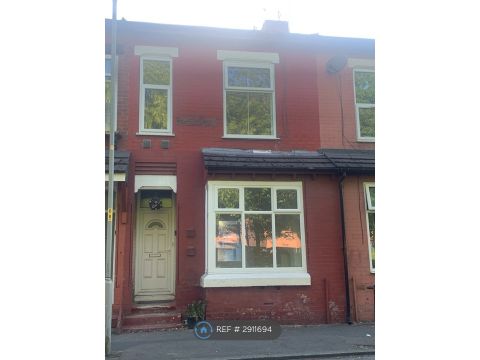 Russell St, Manchester M16