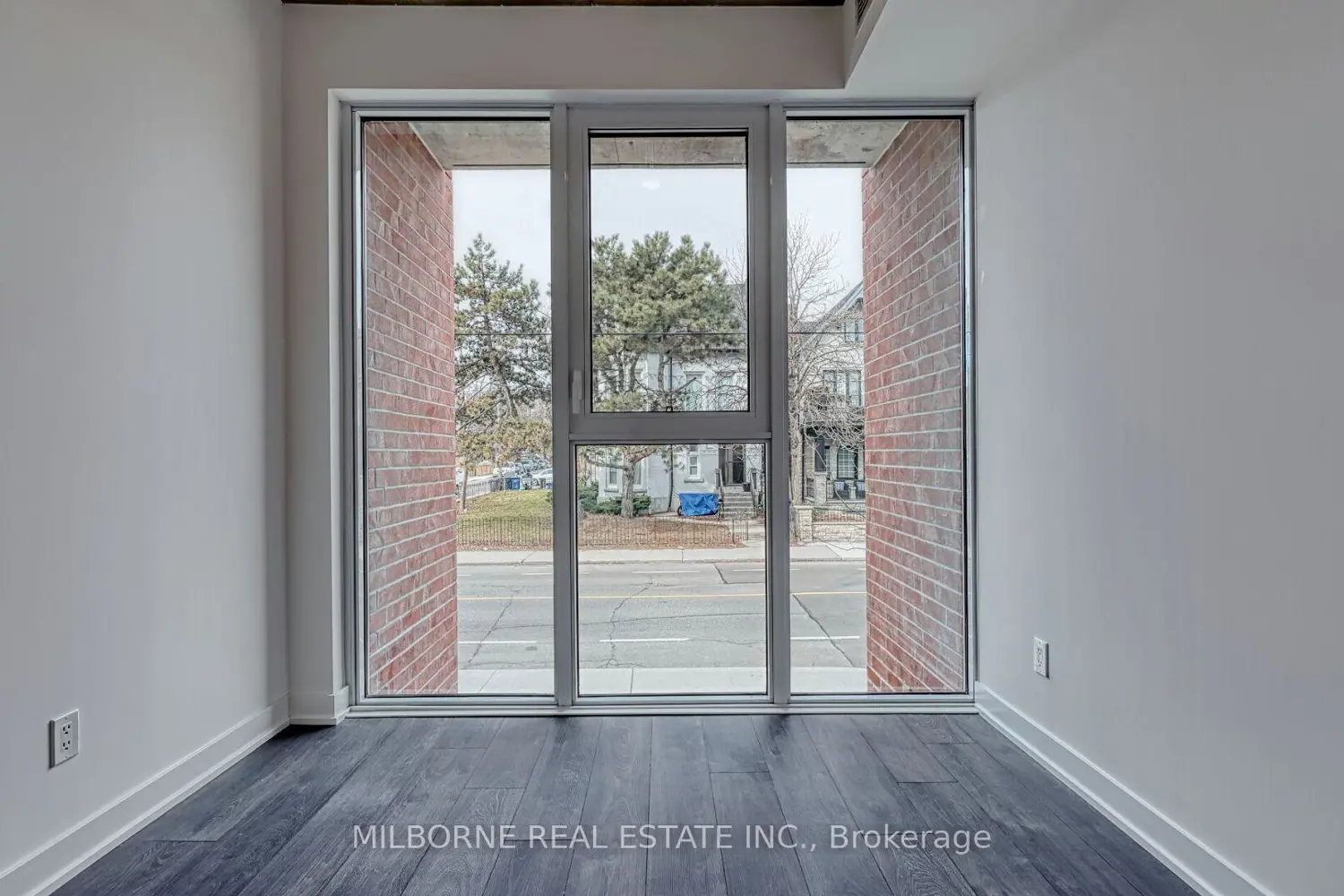 Additional image 11 of 57 Brock Avenue Th 103