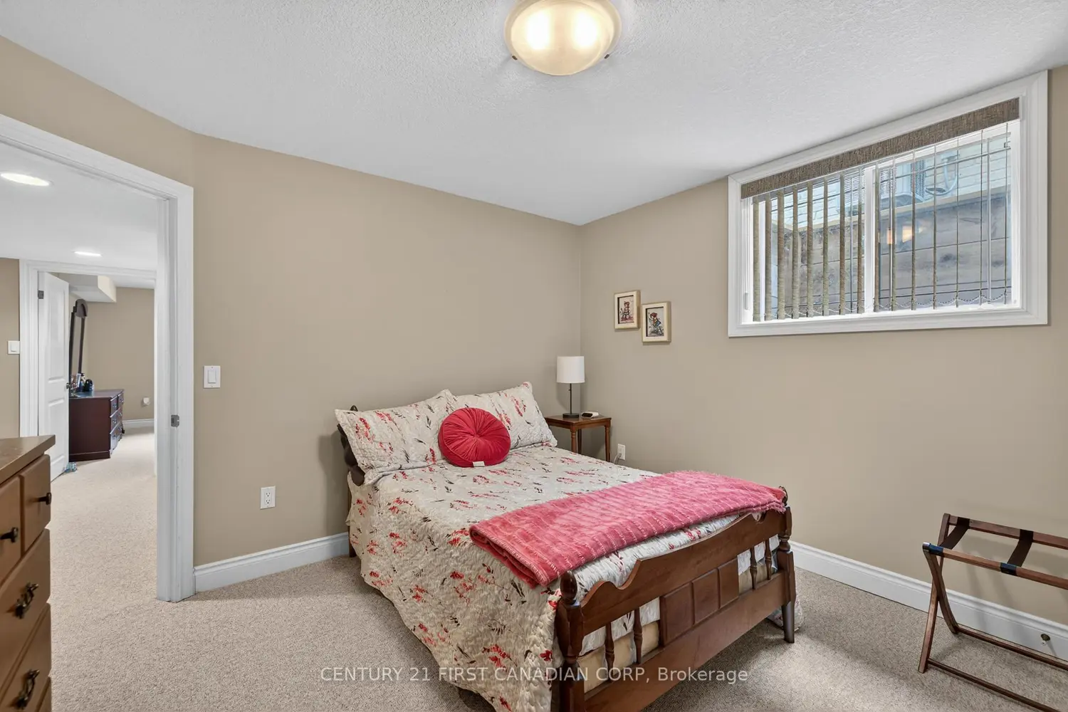 Additional image 10 of 181 Skyline Avenue 9
