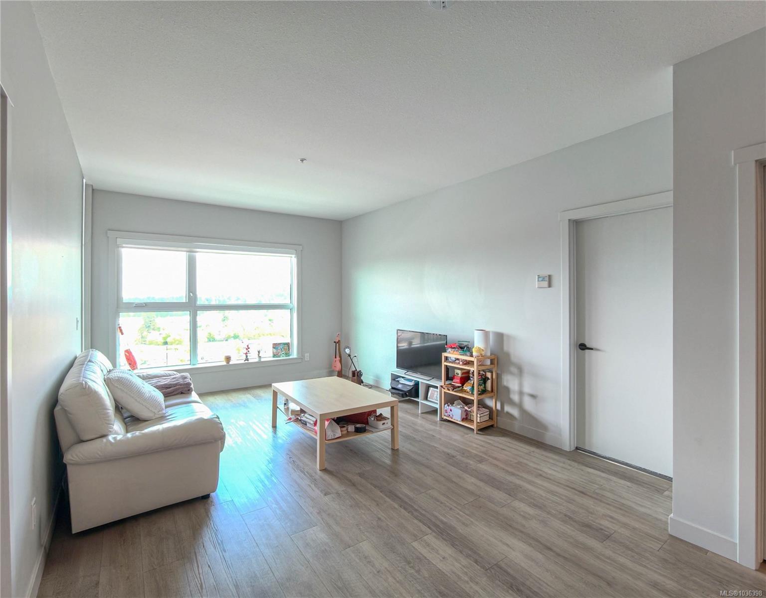 Additional image 4 of 502-2465 Gateway Road, Langford, BC, V9B 6R1