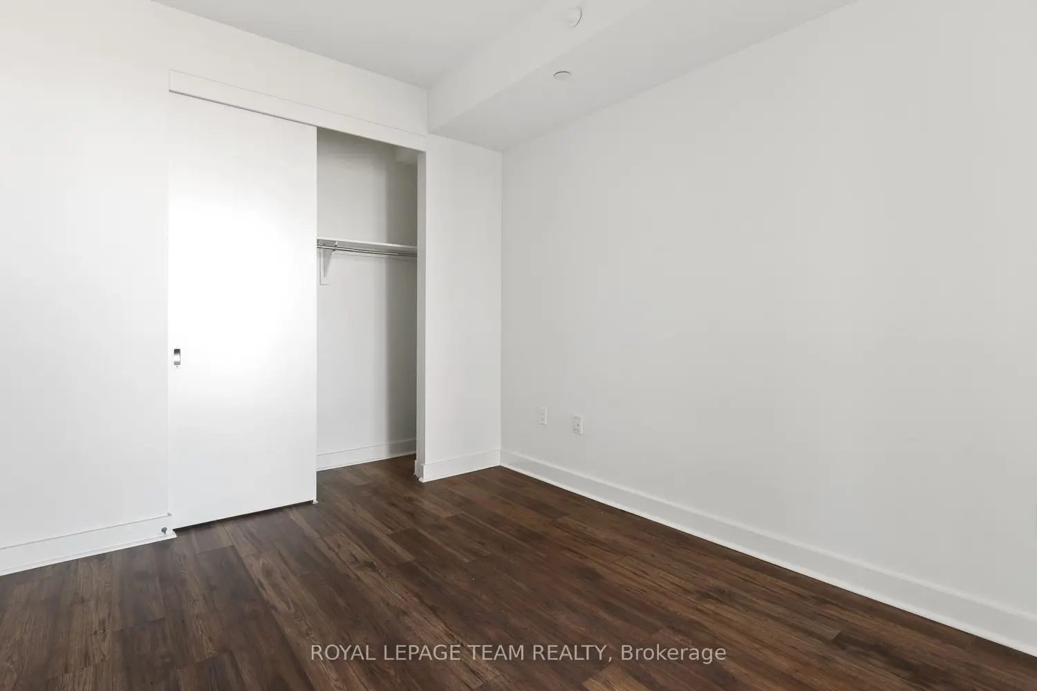 Additional image 10 of 111 Champagne Avenue 1506