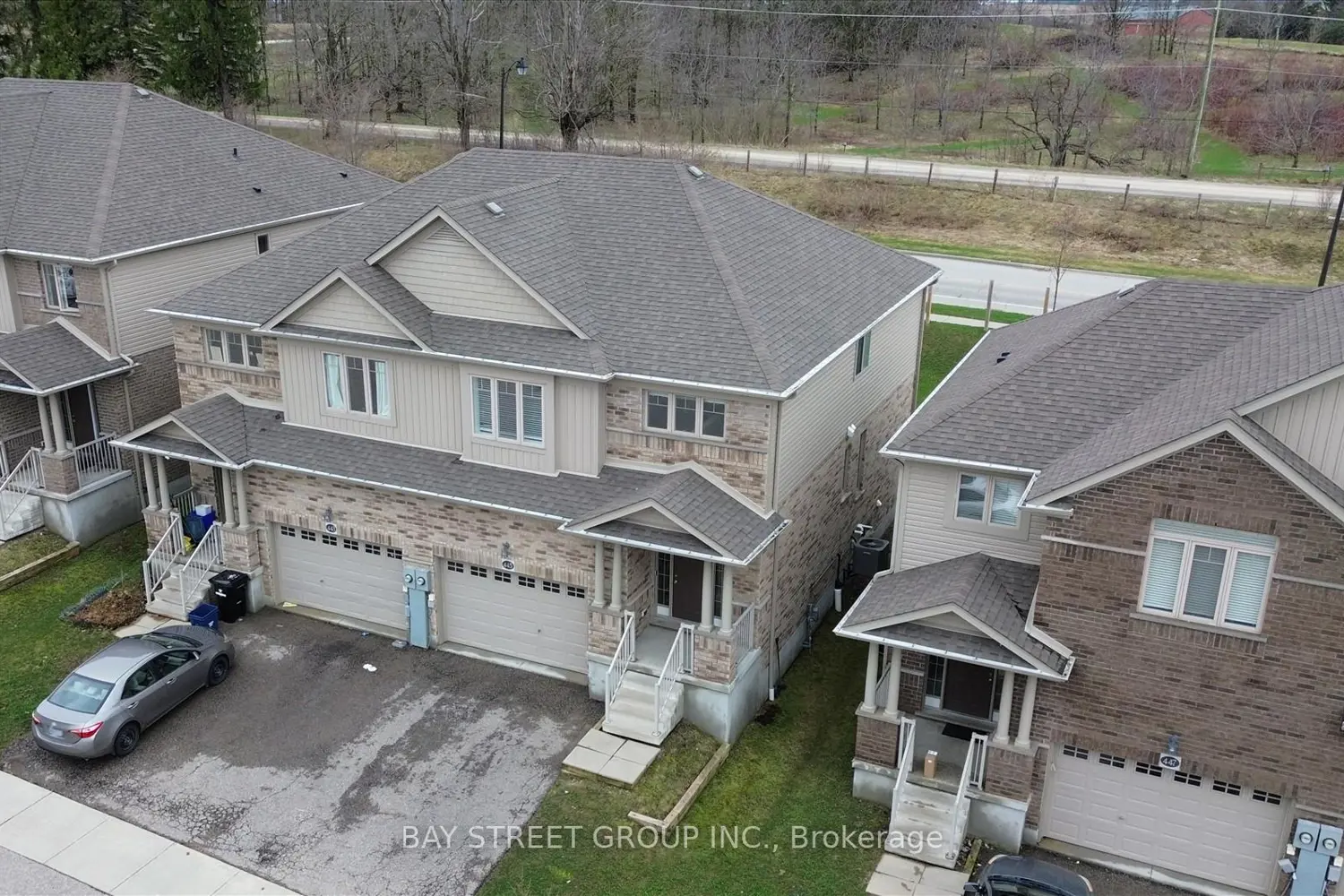 445 Avens Street