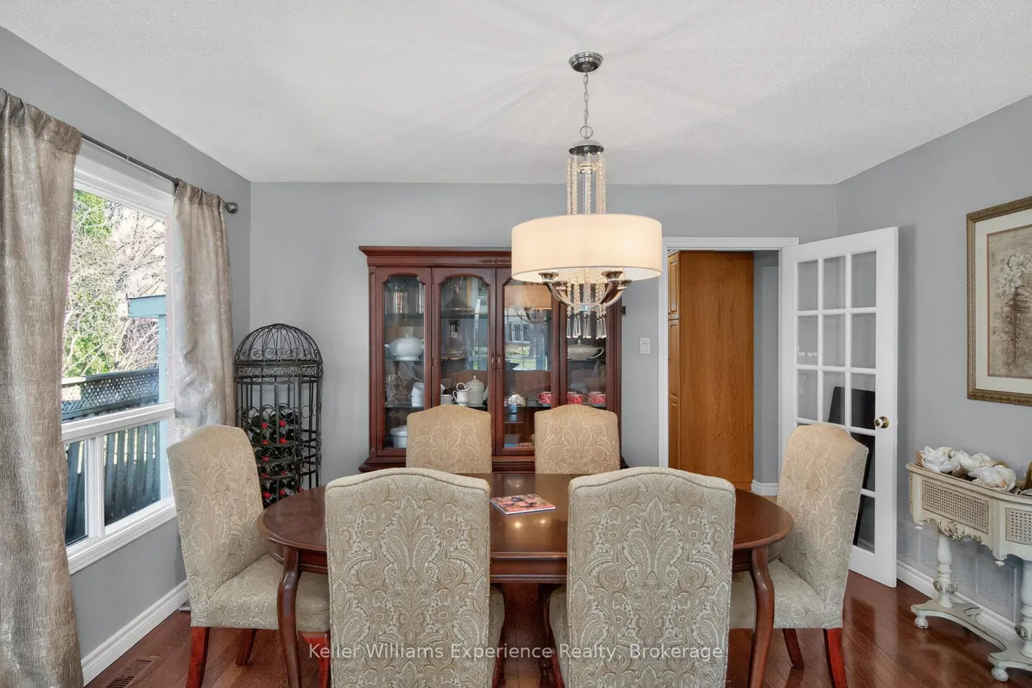 Additional image 5 of 933 Playfair Road