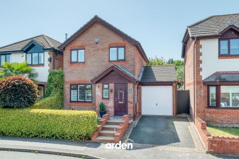 Bishops Gate, Birmingham B31