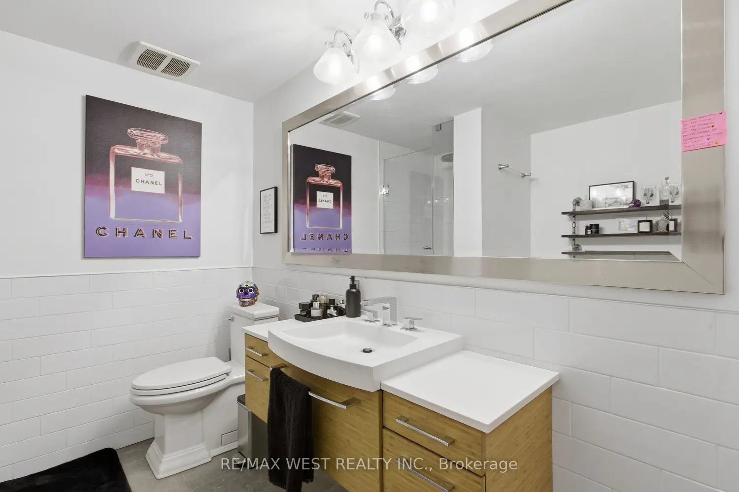 Additional image 12 of 55 Bloor Street 1709