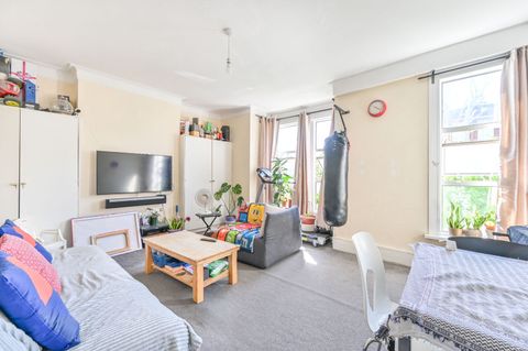 Kempe Road, Queen's Park, London NW6