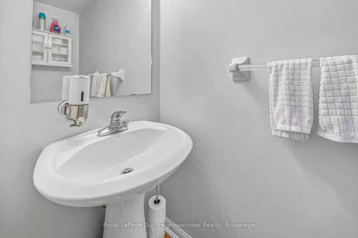 Additional image 3 of 1581 Sarasota Crescent