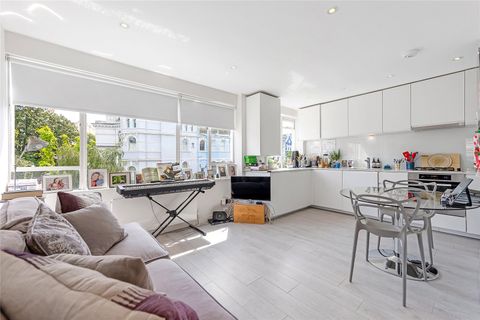 Lansdowne Road, Notting Hill W11