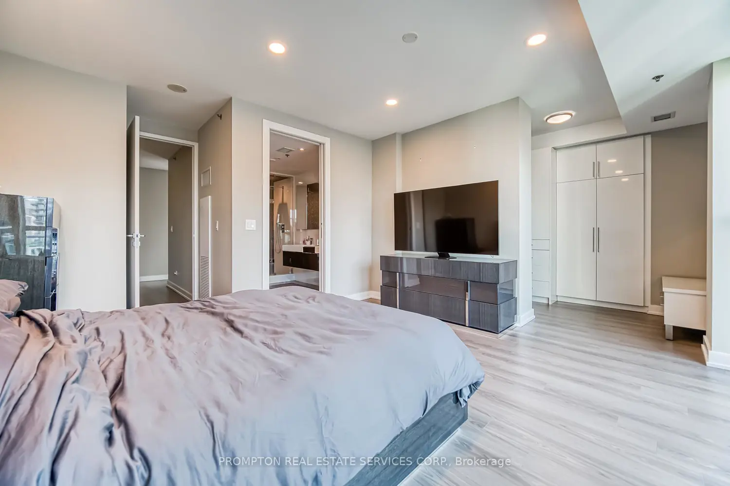 Additional image 12 of 220 George Street 1105