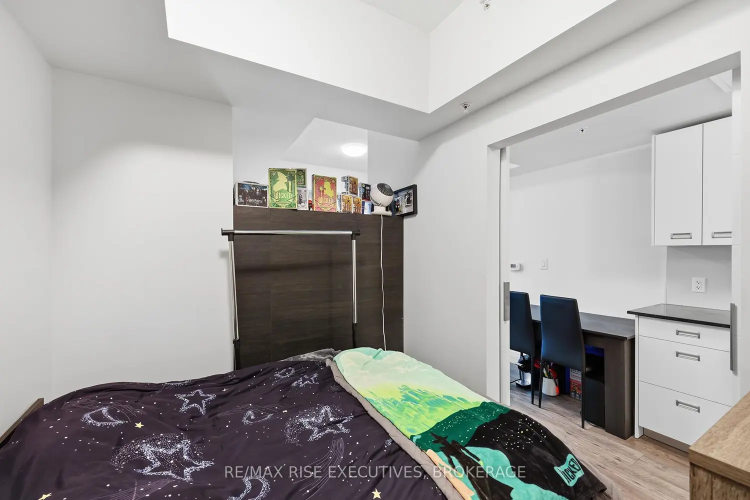 Additional image 12 of 652 Princess Street 423