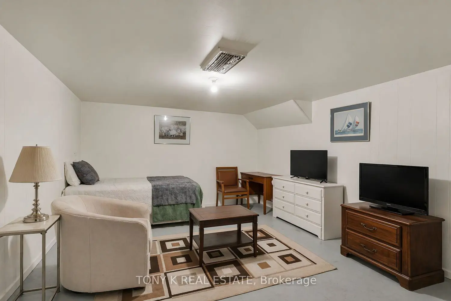 Additional image 8 of 3012 Keele Street