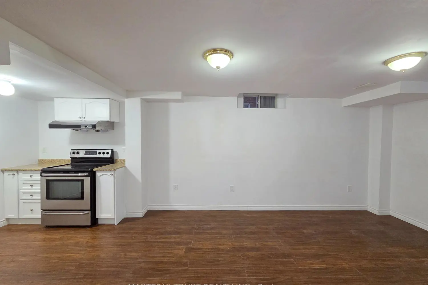 Additional image 13 of 11 Beacon Point Street
