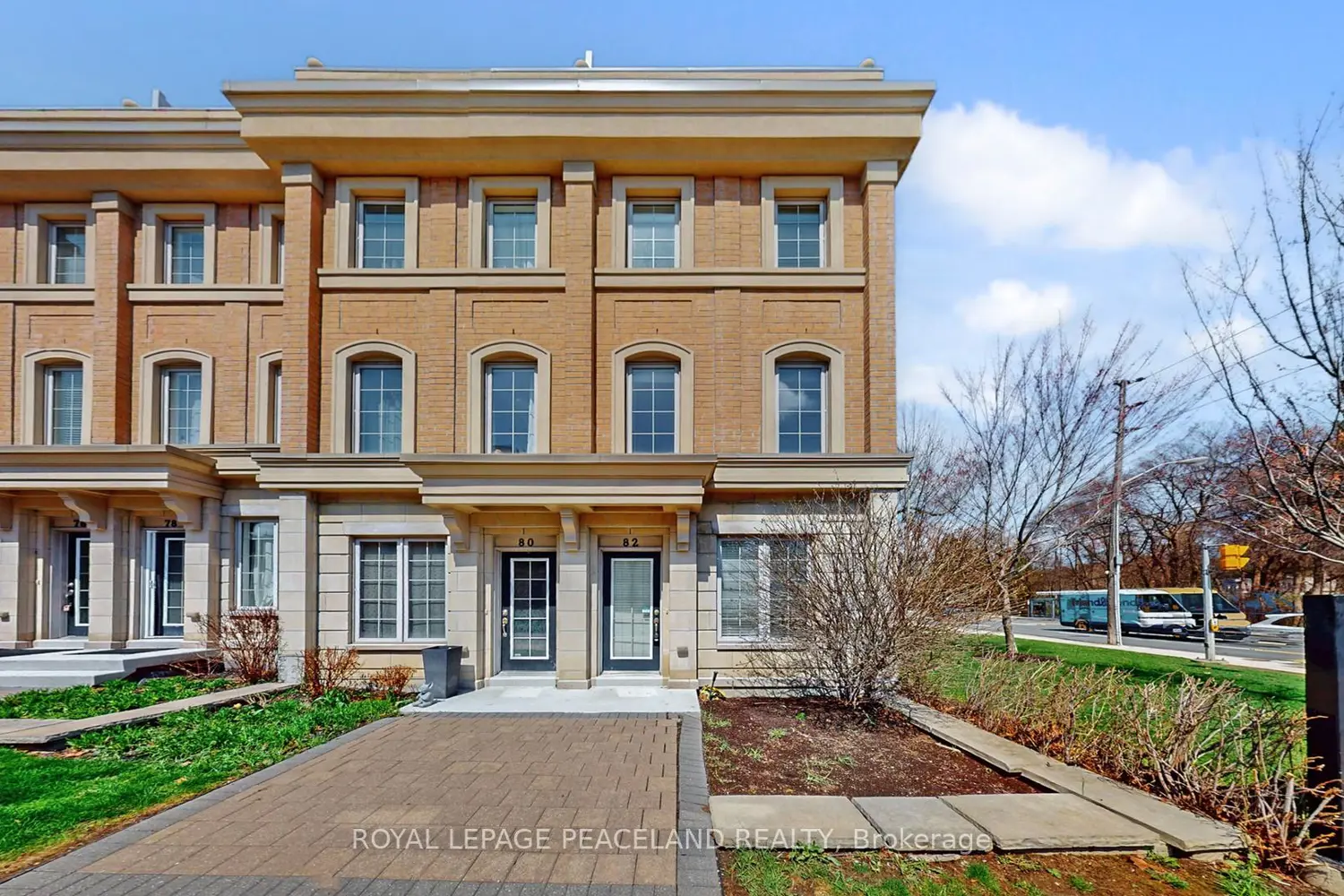 82 Hargrave Lane