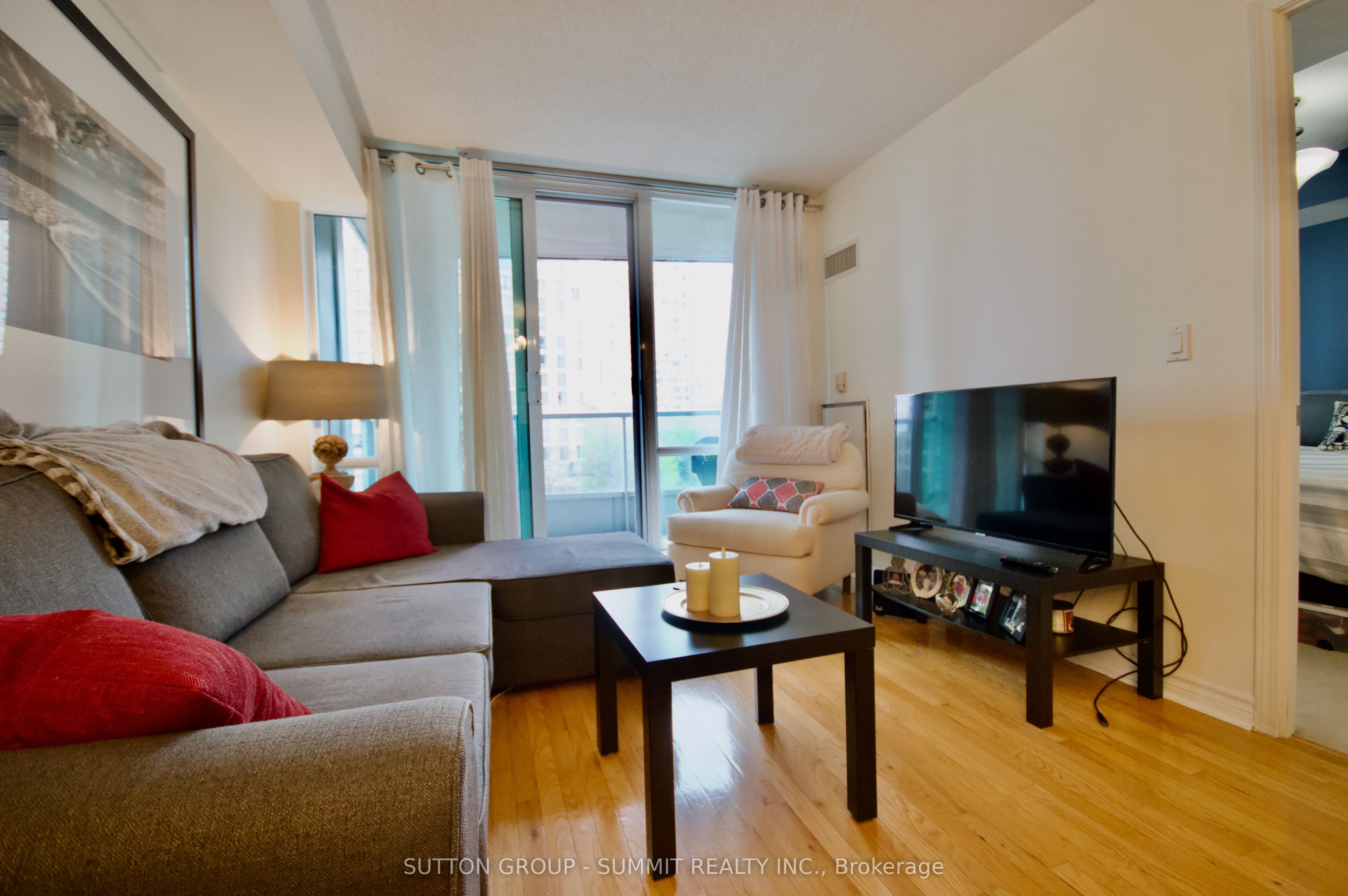 Additional image 4 of 506-1 Elm Drive W, Mississauga, ON, L5B 4M1