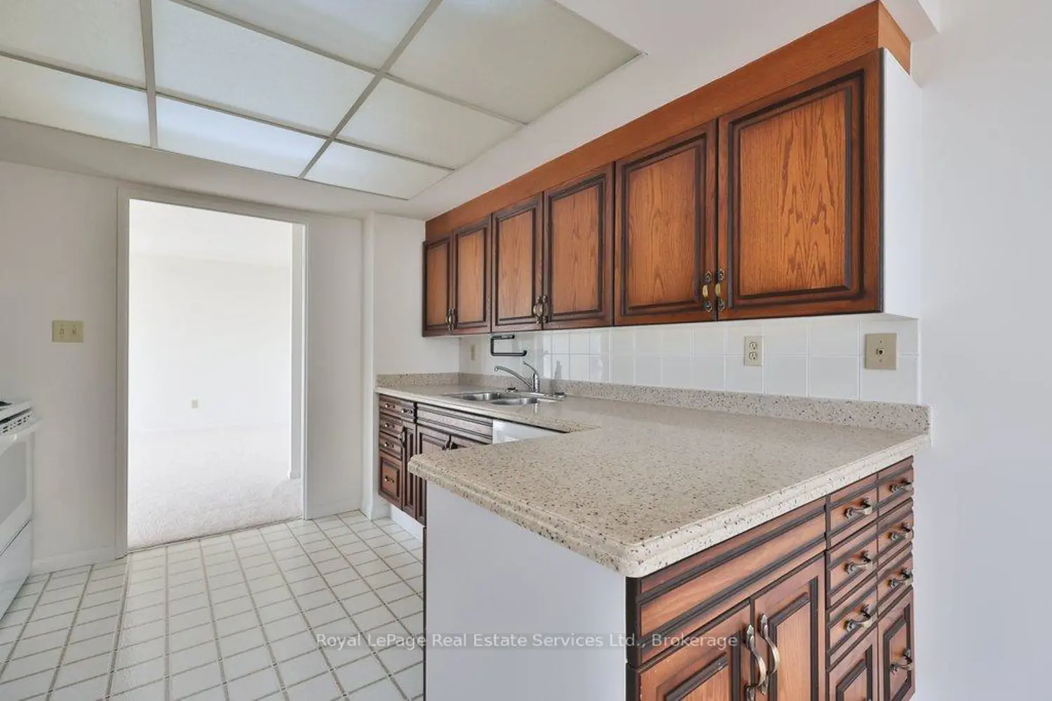 Additional image 8 of 2180 Marine Drive 208