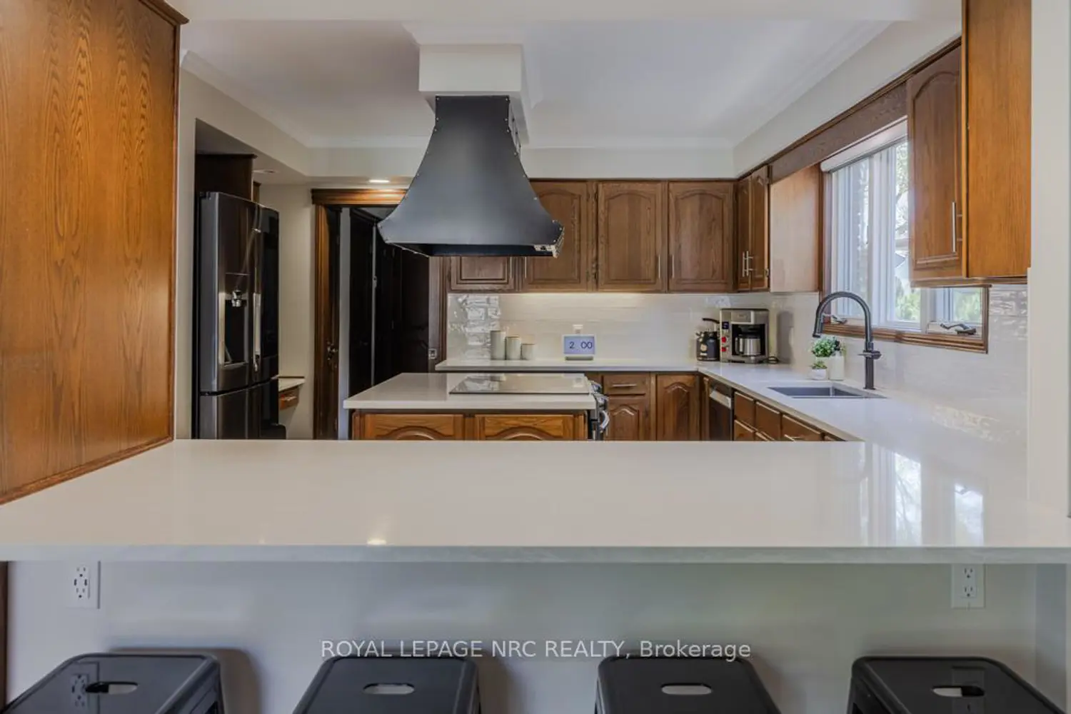 4 Maplewood Drive photo 4