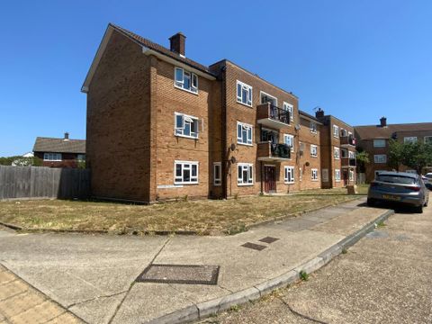 Beaumont Crescent, Rainham RM13