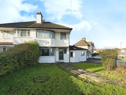 Mount Grove, Edgware HA8