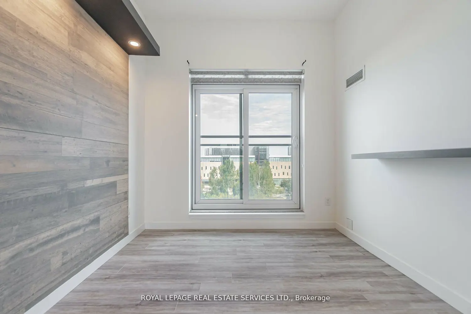 Additional image 9 of 360 Square One Drive 602