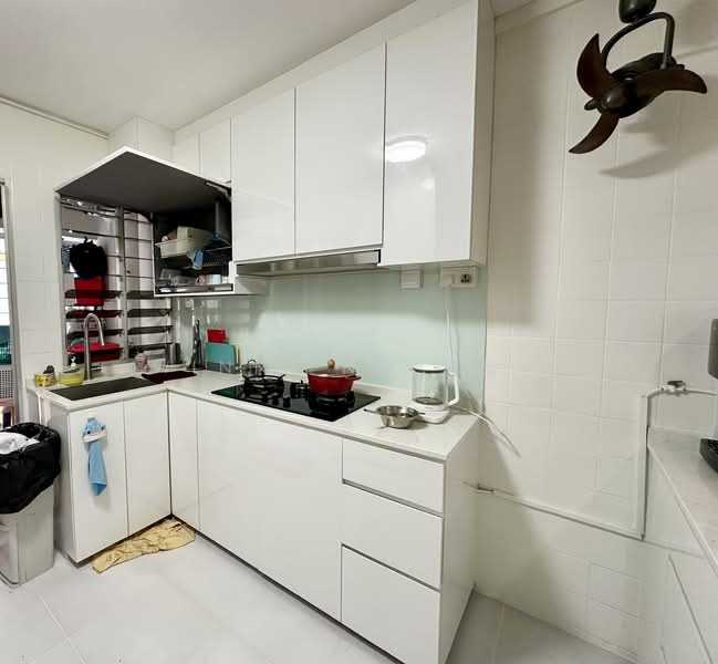 Additional image 14 of 744 Pasir Ris Street 71