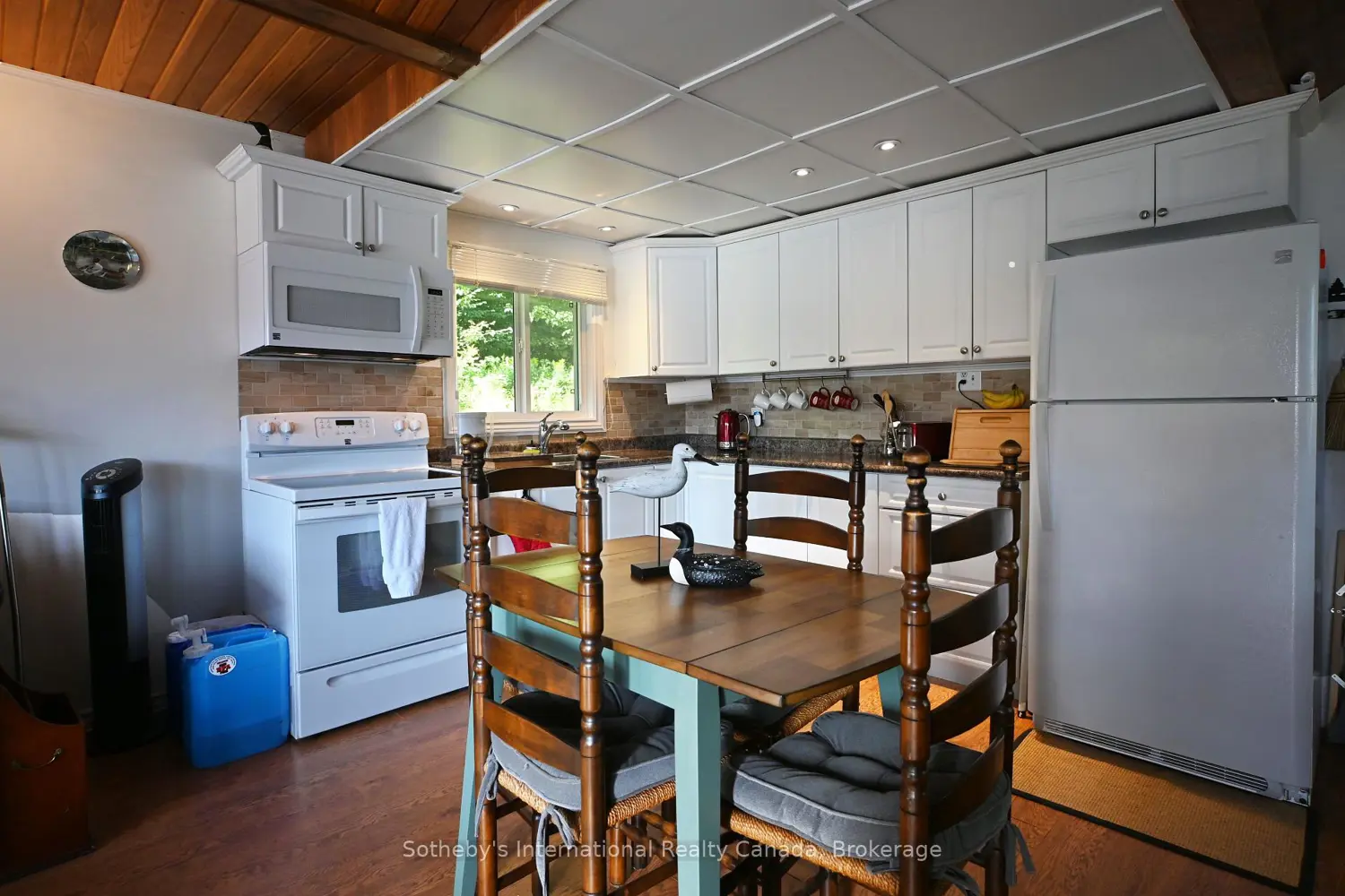 Additional image 9 of 28 Pinewood Road