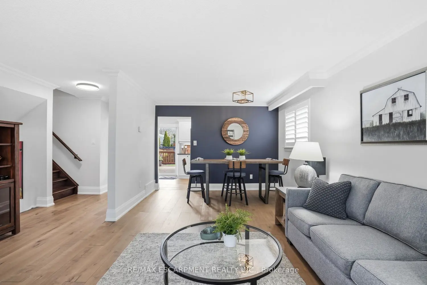 663 Mullin Way photo 5