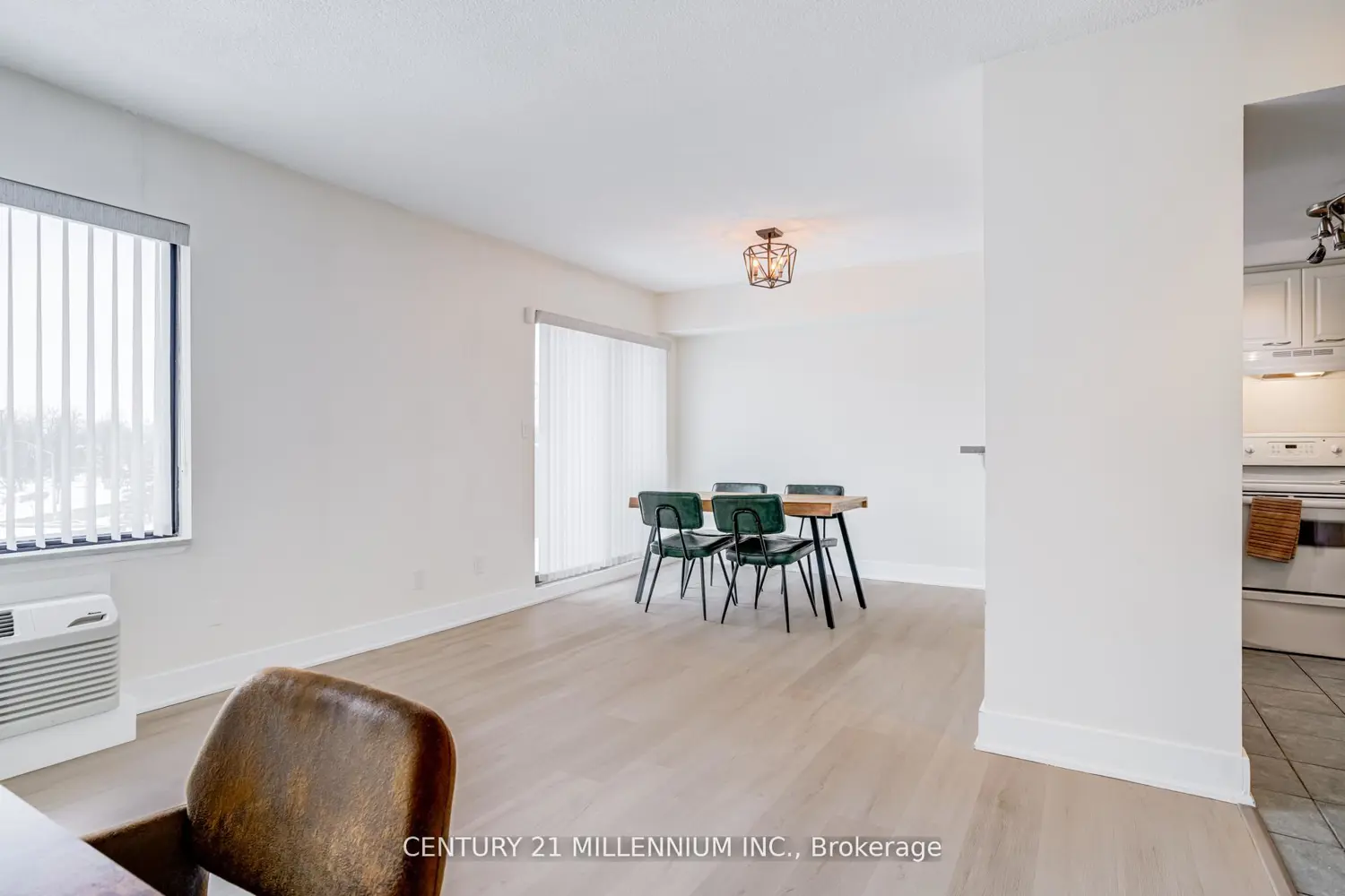 Additional image 6 of 1000 Cedarglen Gate 617