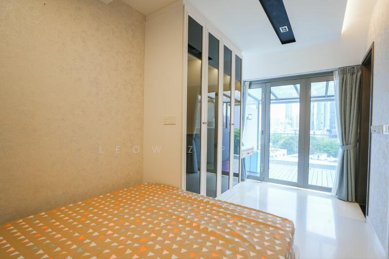71 Oxley Rise photo 5