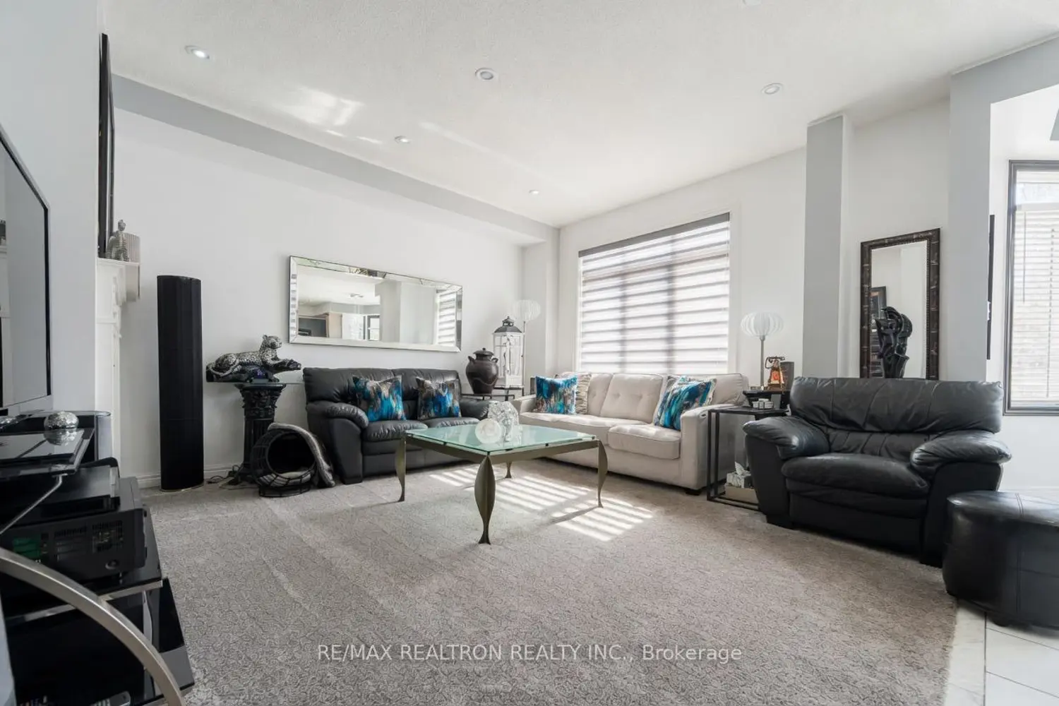 Additional image 9 of 206 Featherstone Avenue