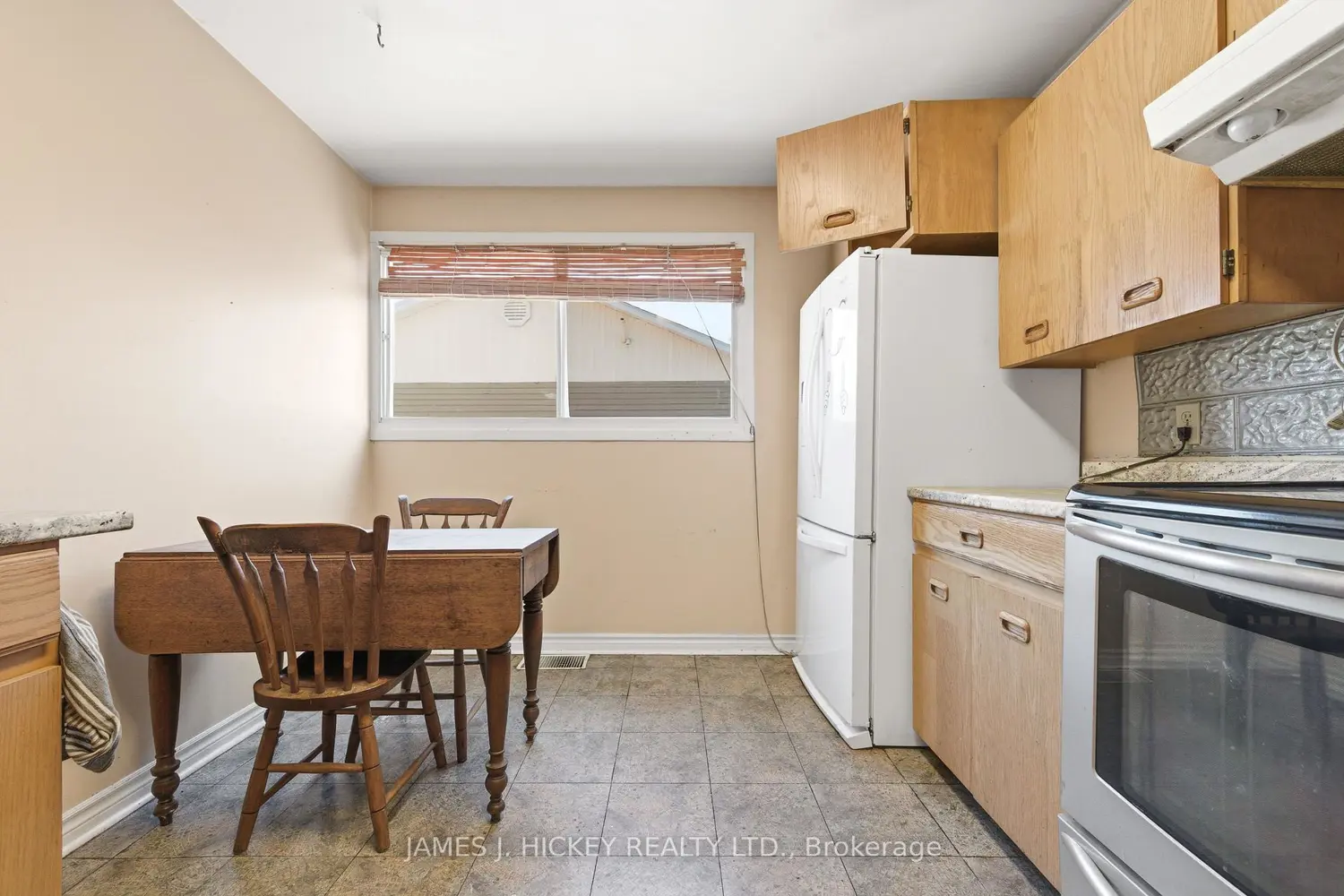 Additional image 7 of 38 Beach Avenue