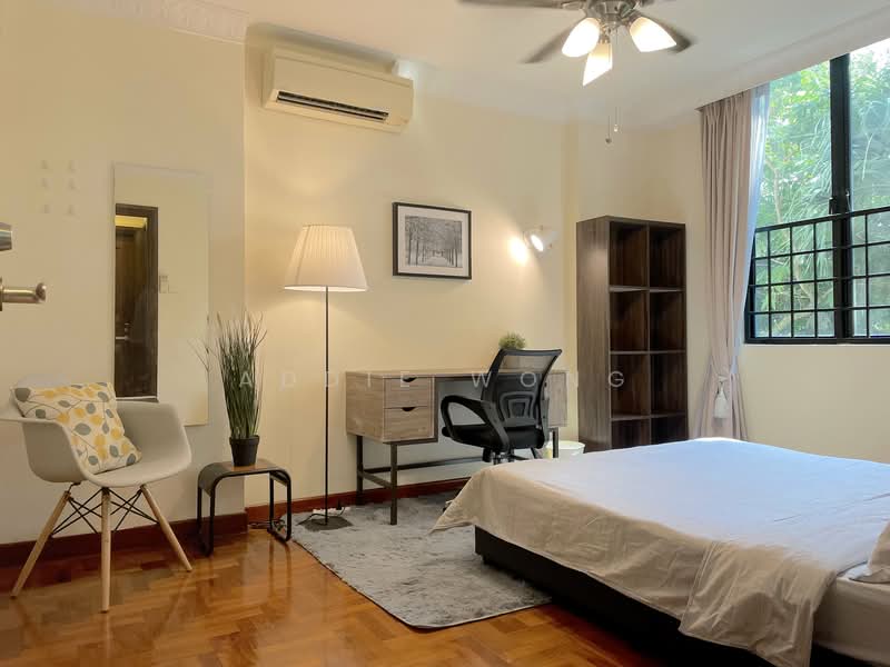 Huge Room @ Stevens MRT Station | Condo Facilities | Central Location