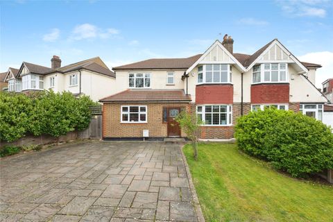 Ruskin Drive, Worcester Park KT4