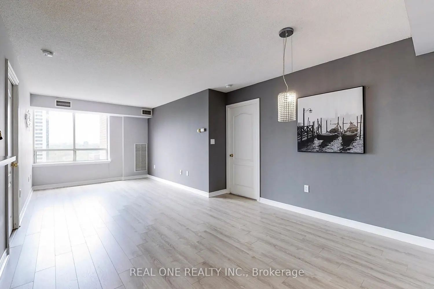 Additional image 3 of 88 Grandview Way 1203