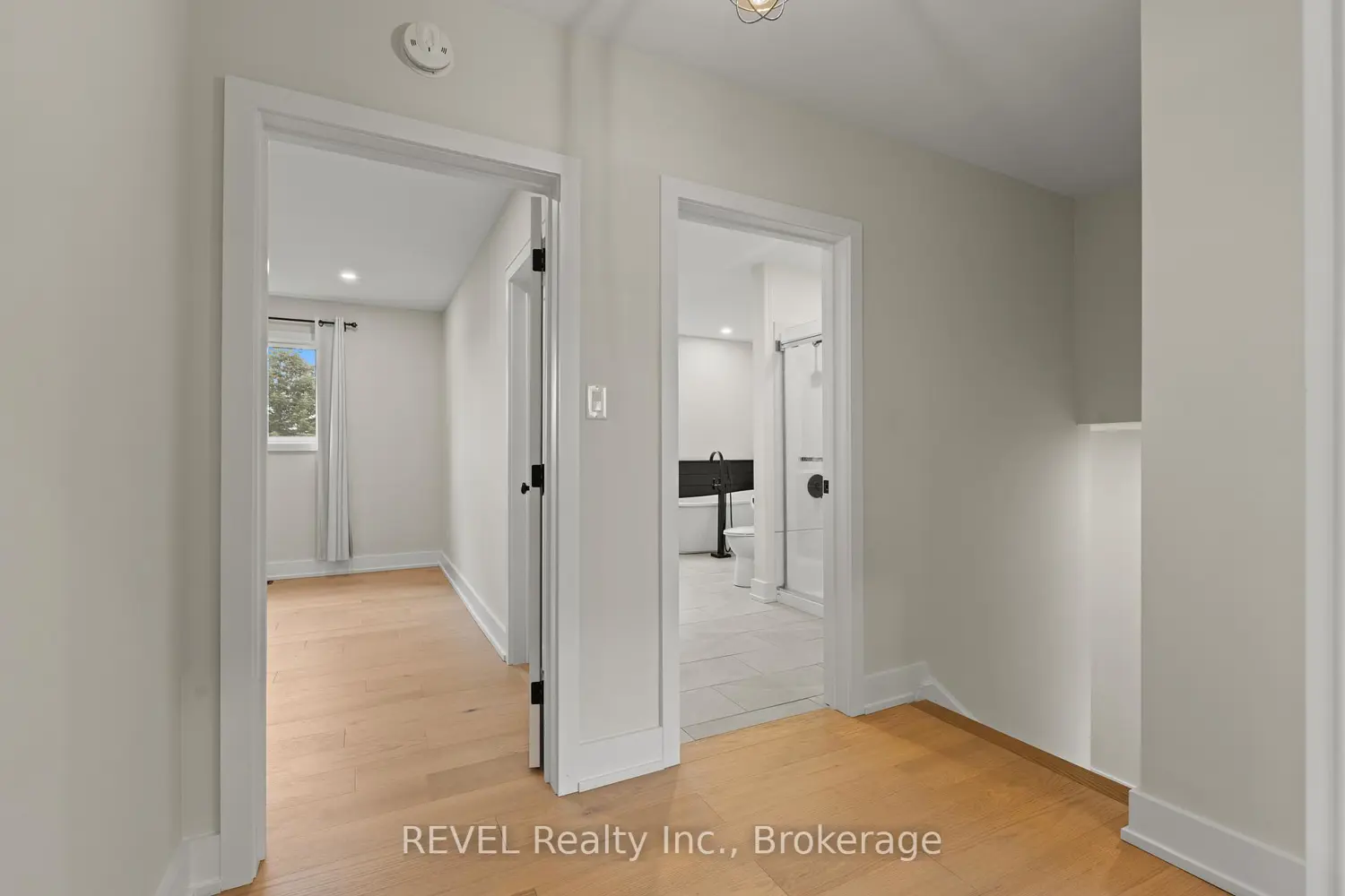 Additional image 6 of 1097 Pelham Street