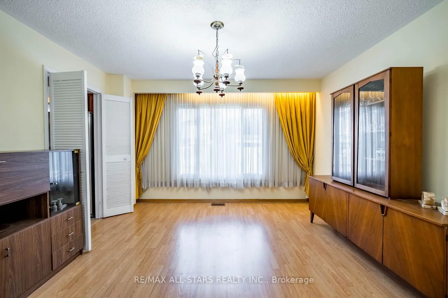 Additional image 6 of 57 Gloxinia Crescent