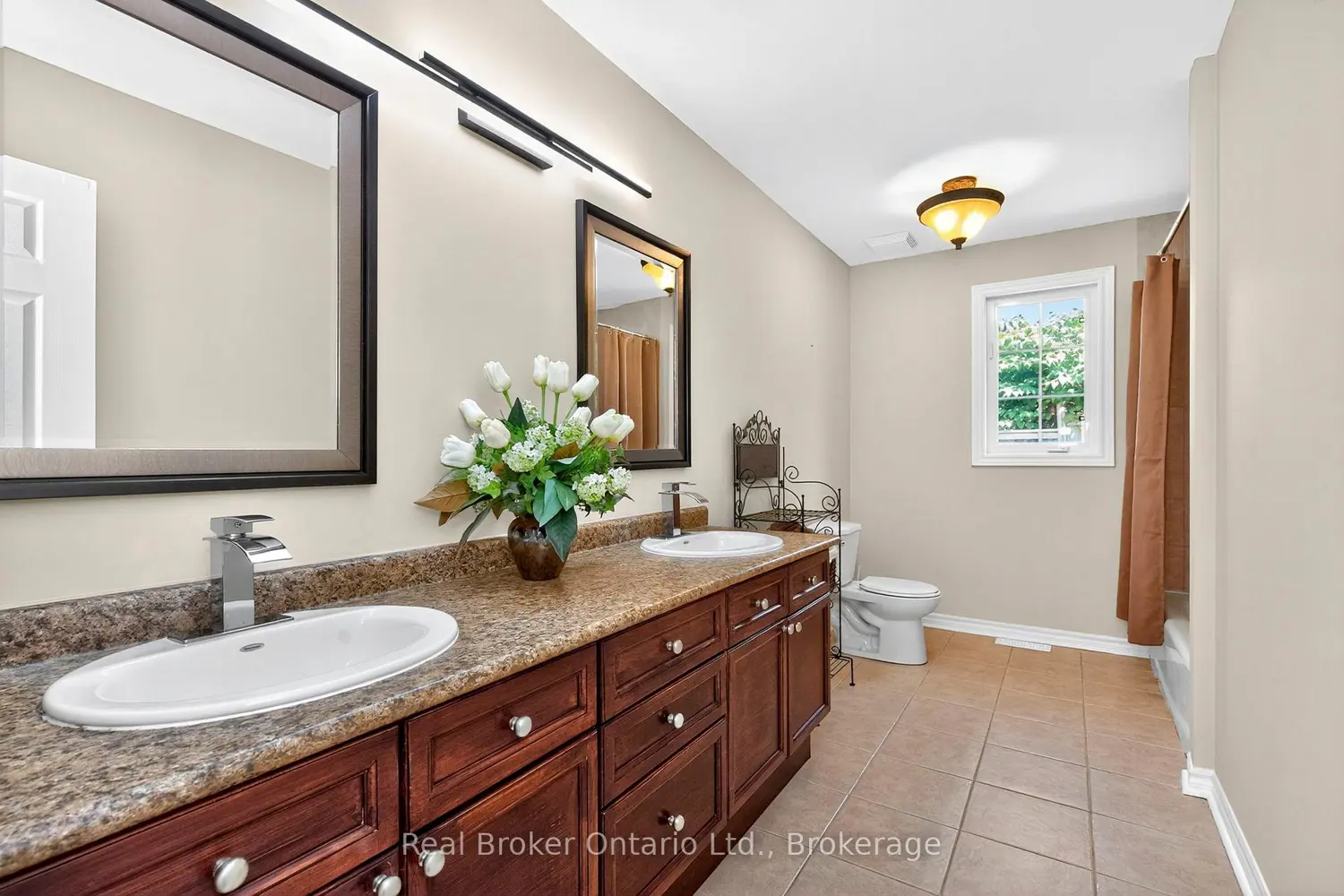 Additional image 8 of 423 Irwin Street
