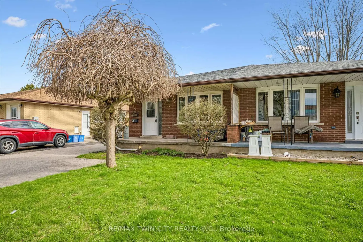 27 Vicmount Drive