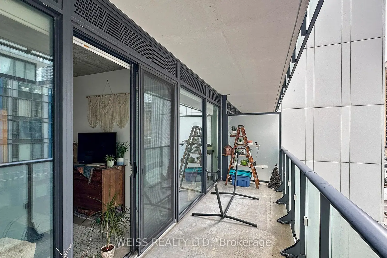 Additional image 7 of 185 Roehampton Avenue 520