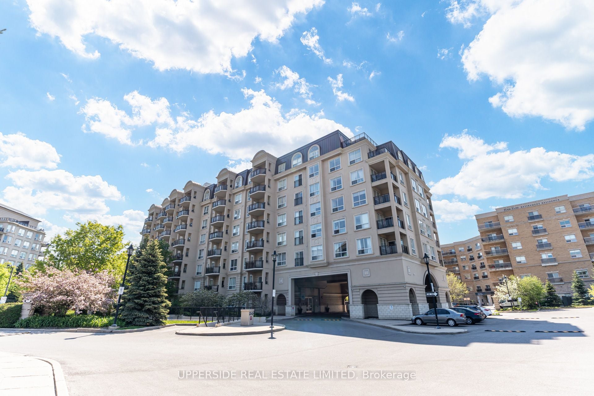 405-1 Maison Parc Court, Vaughan, ON, L4J 9K1