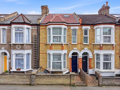 Leahurst Road, London SE13
