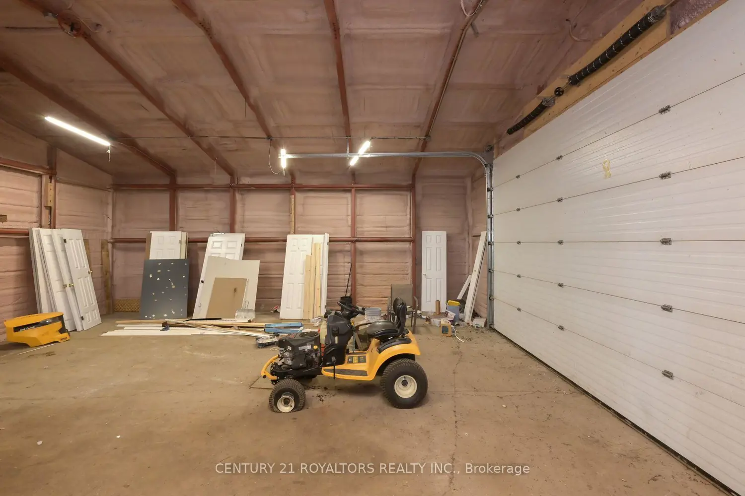 Additional image 15 of 215274 10Th Line