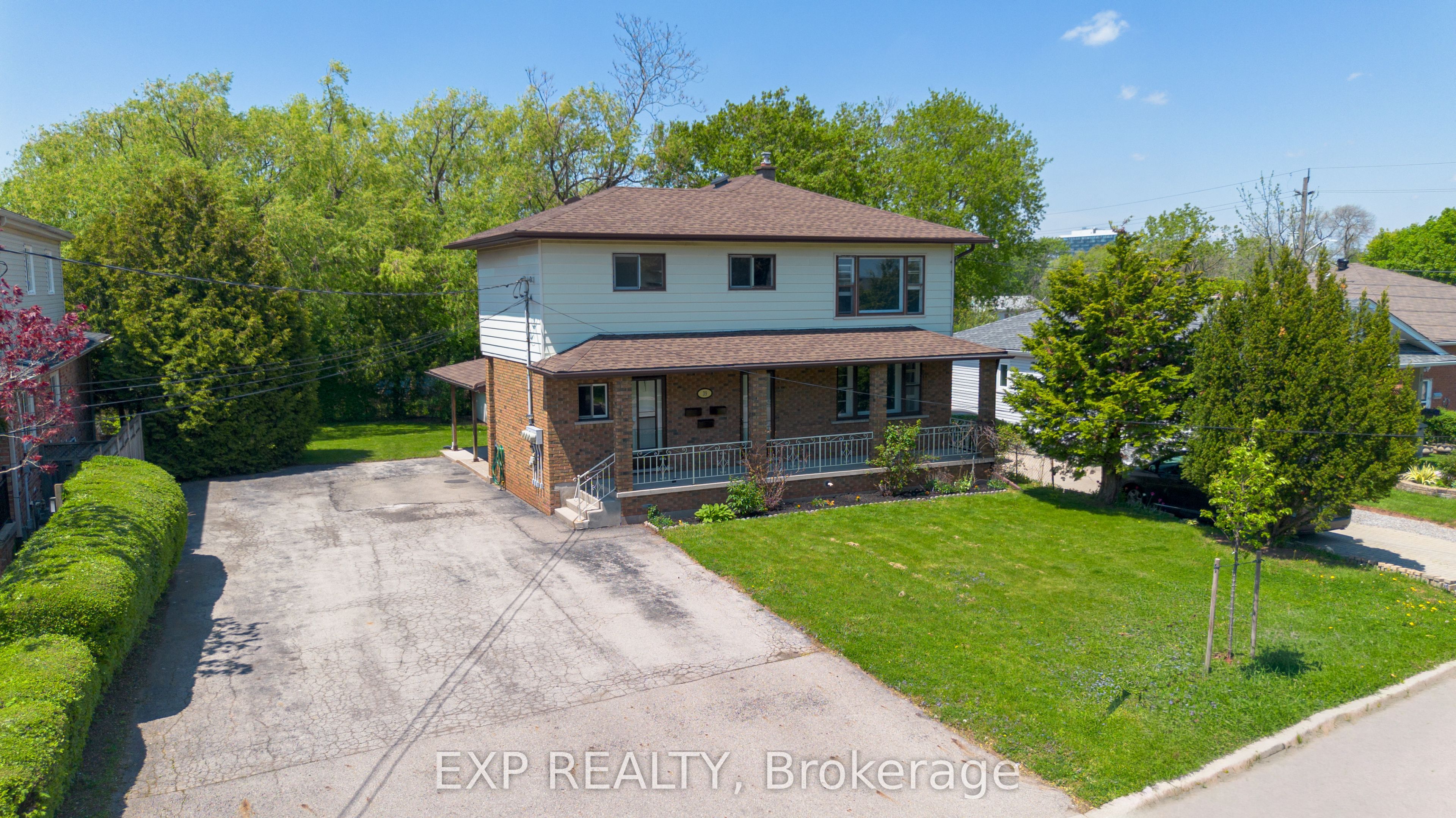 39 Chester Road, Hamilton, ON, L8E 1X8