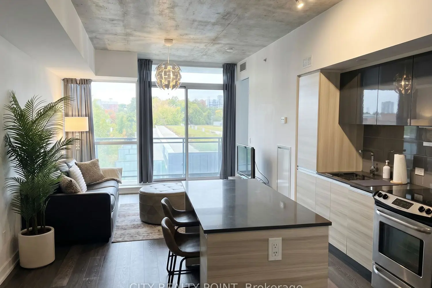 Additional image 5 of 1190 Dundas Street 505