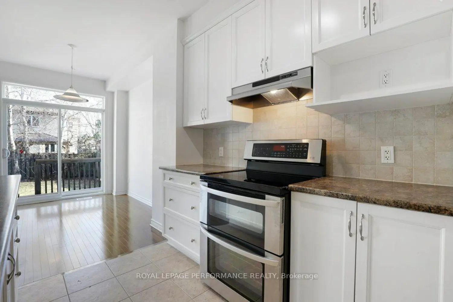 203 Bradwell Way photo 4