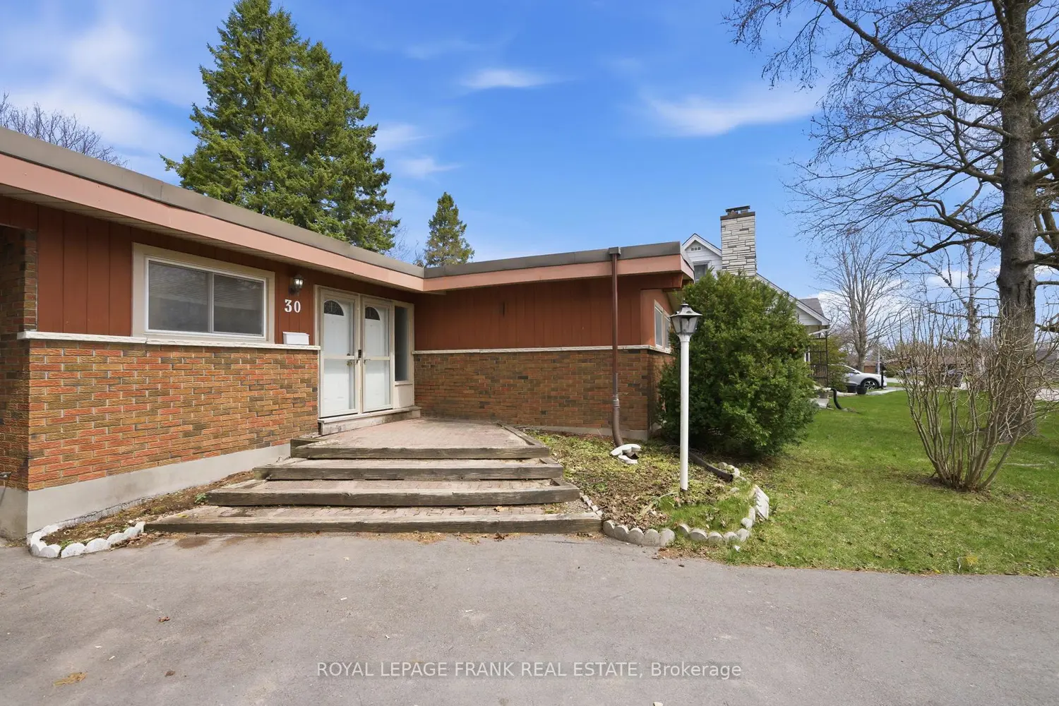 30 Maple Crescent