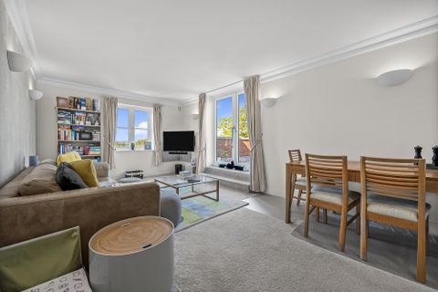 Lordship Lane, East Dulwich, London SE22
