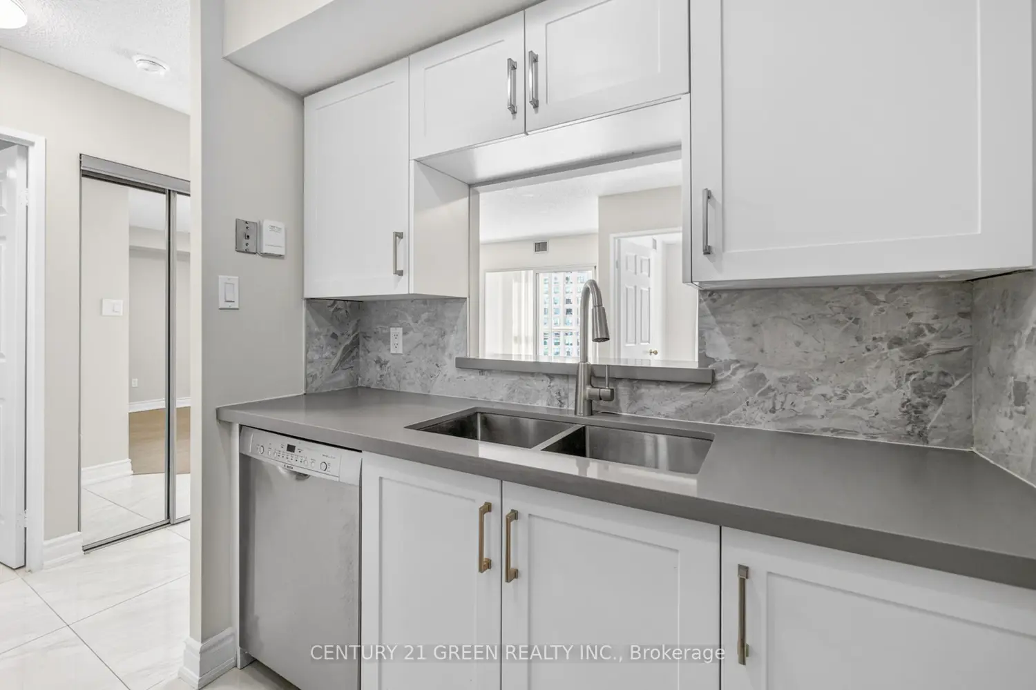 265 Enfield Place 1101 photo 4